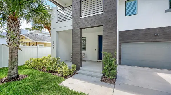 2554 FLOYD ST, Sarasota, FL 34239