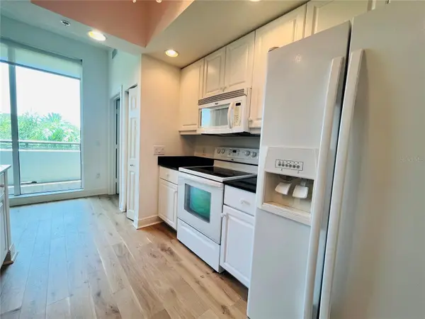 800 N TAMIAMI TRL #205, Sarasota, FL 34236
