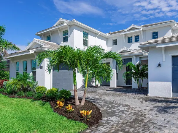 17974 PALMISTE DR, Lakewood Ranch, FL 34202