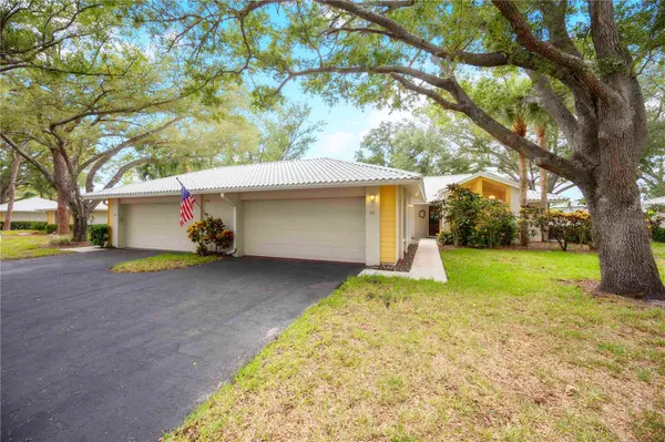 231 SOUTHAMPTON LN #277, Venice, FL 34293