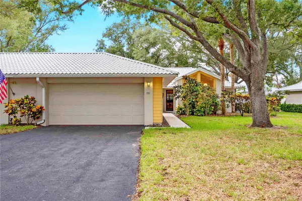 231 SOUTHAMPTON LN #277, Venice, FL 34293