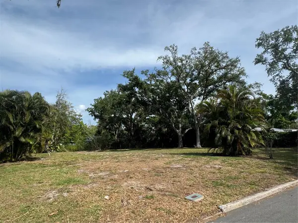 117 29TH ST W, Bradenton, FL 34205