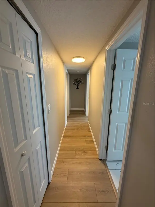 3032 GOLDEN RAIN DR, Sarasota, FL 34232