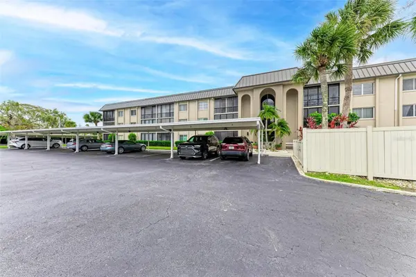 6470 HOLLYWOOD BLVD #307, Sarasota, FL 34231