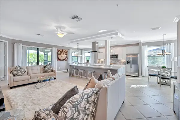 5815 WAKE FOREST RUN #103, Lakewood Ranch, FL 34211