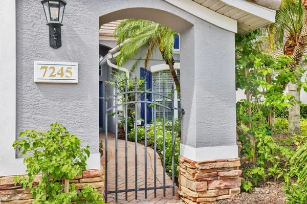7245 ORCHID ISLAND PL, Lakewood Ranch, FL 34202