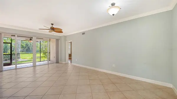 5211 PARISIENNE PL #101B27, Sarasota, FL 34238