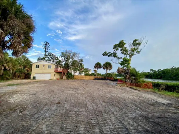 7820 MIDNIGHT PASS, Sarasota, FL 34242
