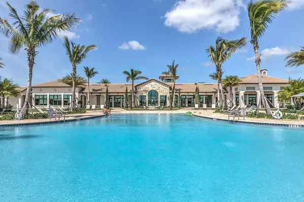 233 VINADIO BLVD, Nokomis, FL 34275