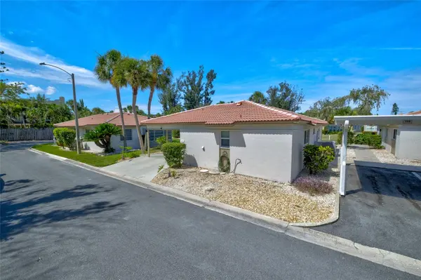 161 VISTA HERMOSA CIR #26A, Sarasota, FL 34242