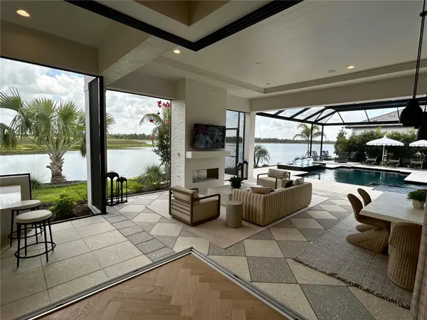 258 CRYSTAL WATERS DR, Sarasota, FL 34240