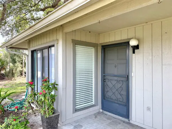 942 N BENEVA RD #V28, Sarasota, FL 34232