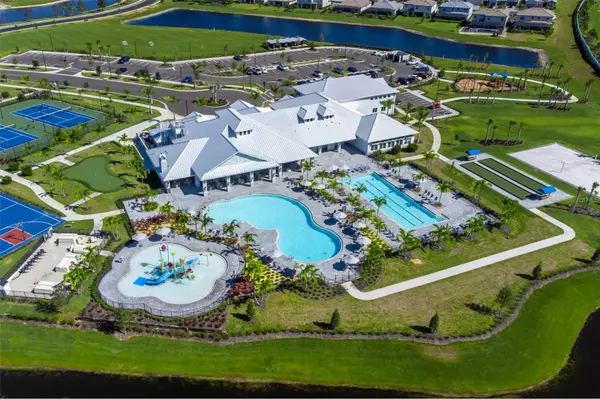15210 SUNNY DAY DR, Bradenton, FL 34211