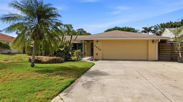2220 DOUD ST, Sarasota, FL 34231