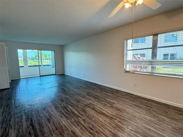 7153 W COUNTRY CLUB DR N #145, Sarasota, FL 34243