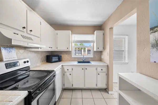 2727 75TH ST W #8A13, Bradenton, FL 34209