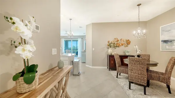 17600 OPAL SAND DR #301, Venice, FL 34293