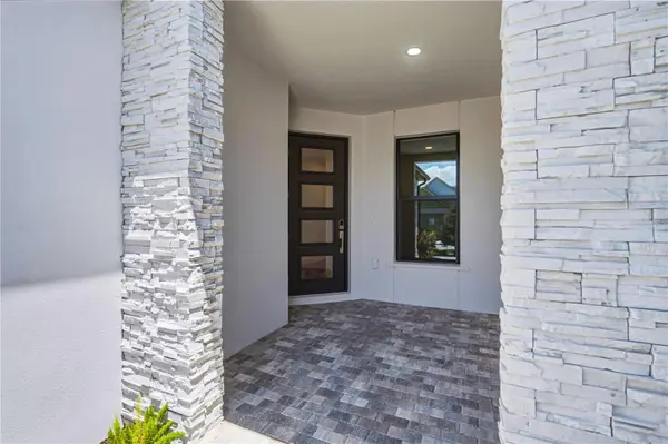 Address not disclosed, Apollo Beach, FL 33572