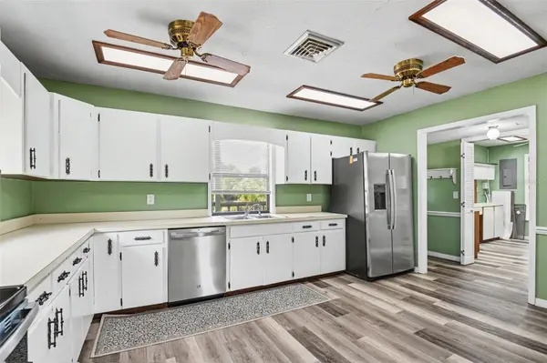 888 HARMONY LN, Englewood, FL 34223