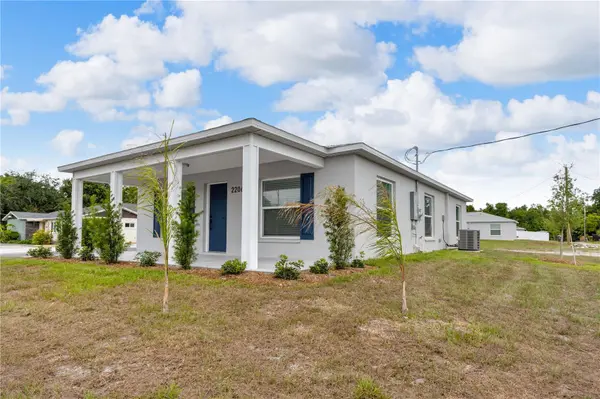 2206 53RD AVE E, Bradenton, FL 34203