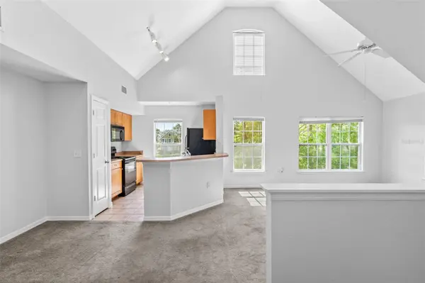 5611 BIDWELL Pkwy #204, Sarasota, FL 34233