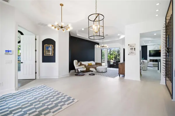 8051 36TH STREET CIR E, Sarasota, FL 34243