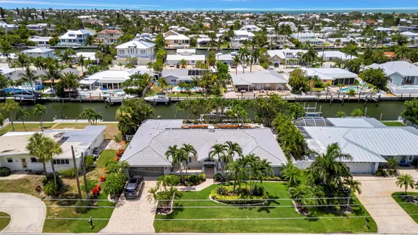 514 KEY ROYALE DR, Holmes Beach, FL 34217