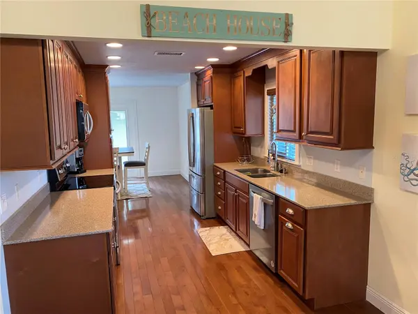 1832 WORRINGTON ST, Sarasota, FL 34231