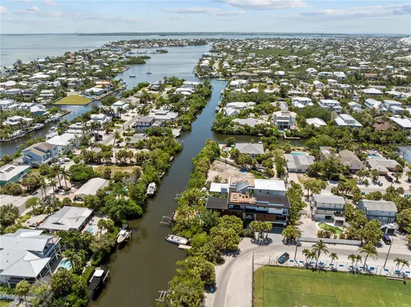 411 PALM AVE, Anna Maria, FL 34216