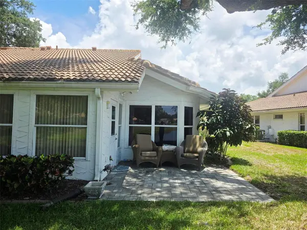 5808 GARDEN LAKES DR, Bradenton, FL 34203
