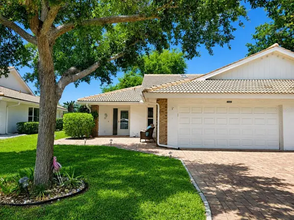 5808 GARDEN LAKES DR, Bradenton, FL 34203