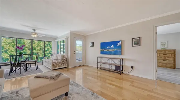 835 S OSPREY AVE #201, Sarasota, FL 34236