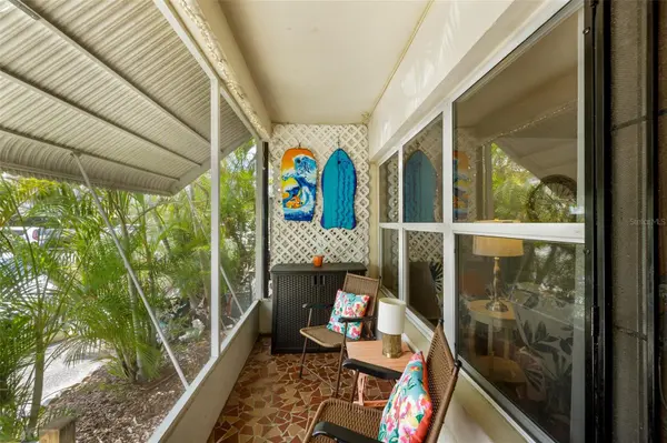 4154 56TH ST N #720, Kenneth City, FL 33709