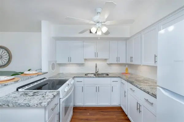 4154 56TH ST N #720, Kenneth City, FL 33709