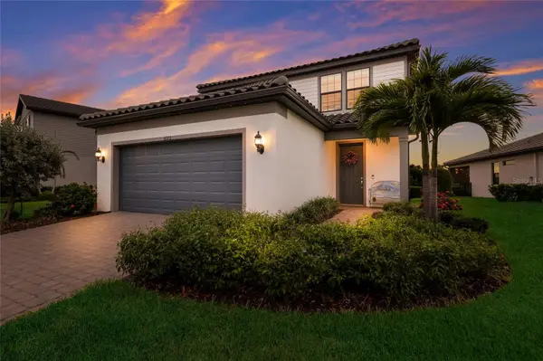 6072 BAYWOOD CT, Lakewood Ranch, FL 34211
