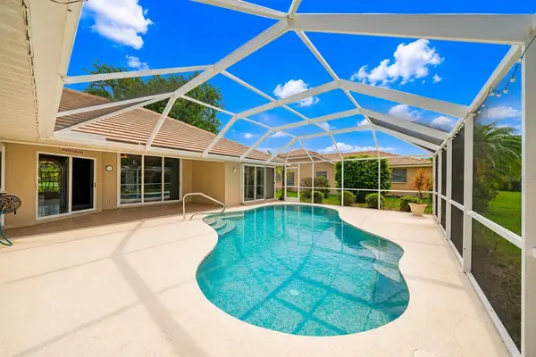 555 PARK ESTATES SQ, Venice, FL 34293