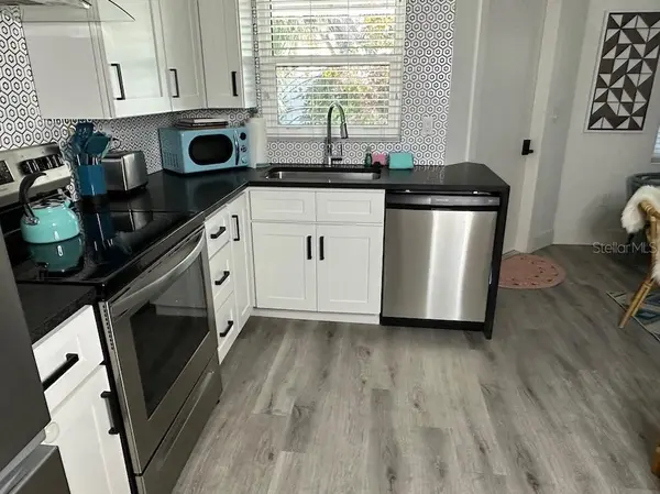 1912 MORRILL #1920, Sarasota, FL 34236