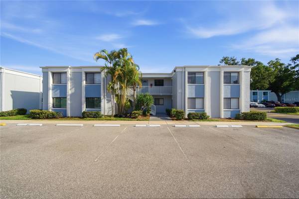5310 26TH ST W #304, Bradenton, FL 34207