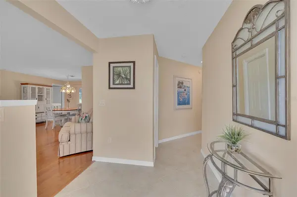 732 S GONDOLA DR, Venice, FL 34293