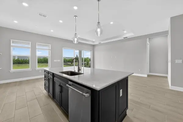 7700 BLUE MOON RUN, Sarasota, FL 34241