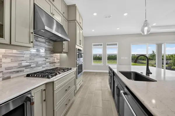 7700 BLUE MOON RUN, Sarasota, FL 34241