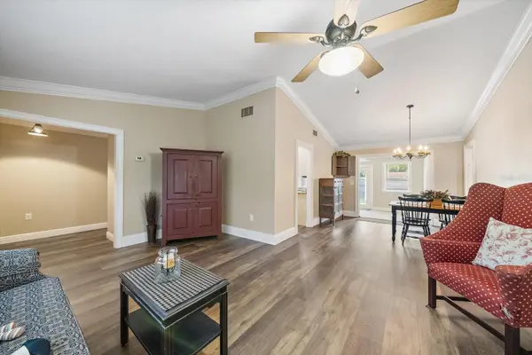 4378 MEADOWLAND CIR, Sarasota, FL 34233