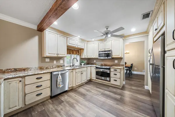 4378 MEADOWLAND CIR, Sarasota, FL 34233