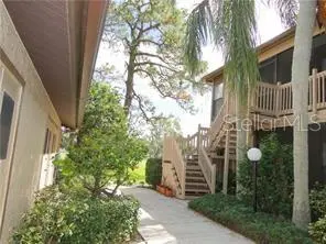 5753 AVISTA DR, Sarasota, FL 34243