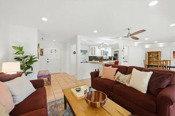3504 BROOKLINE DR, Sarasota, FL 34239