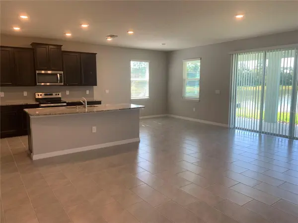 2012 MIDNIGHT PEARL DR, Sarasota, FL 34240