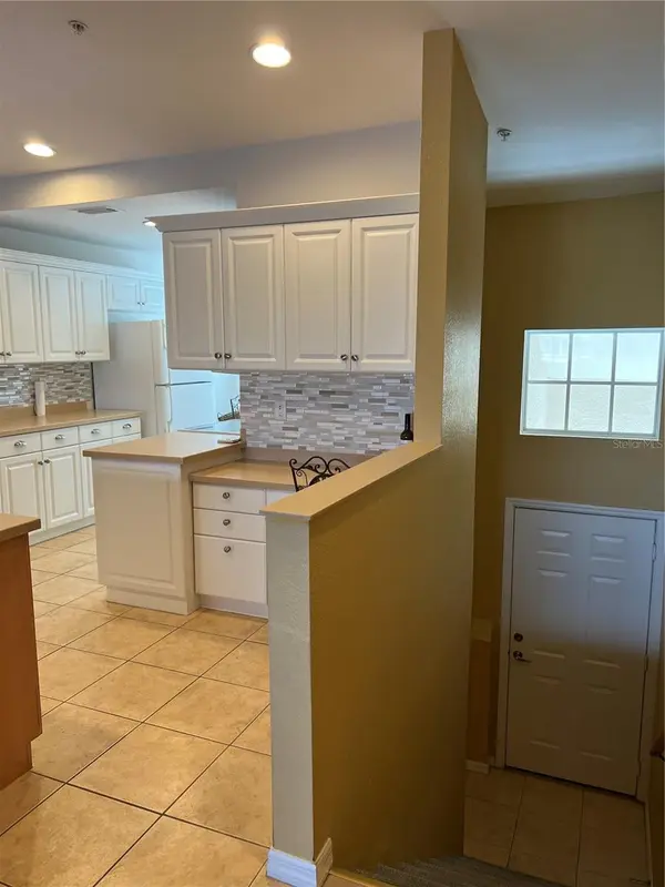 7060 STRAND CIR #7060, Bradenton, FL 34203