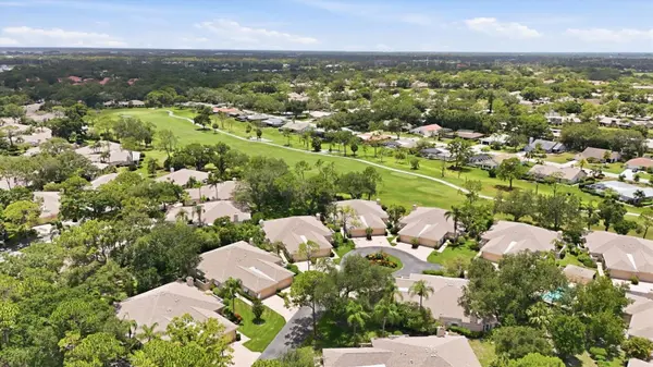 5435 CHANTECLAIRE #69, Sarasota, FL 34235