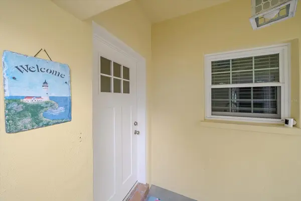 5865 TIDEWOOD AVE #8, Sarasota, FL 34231