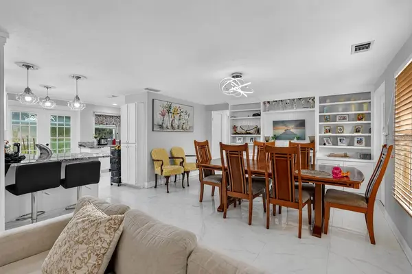 5408 EVORA AVE, Sarasota, FL 34235